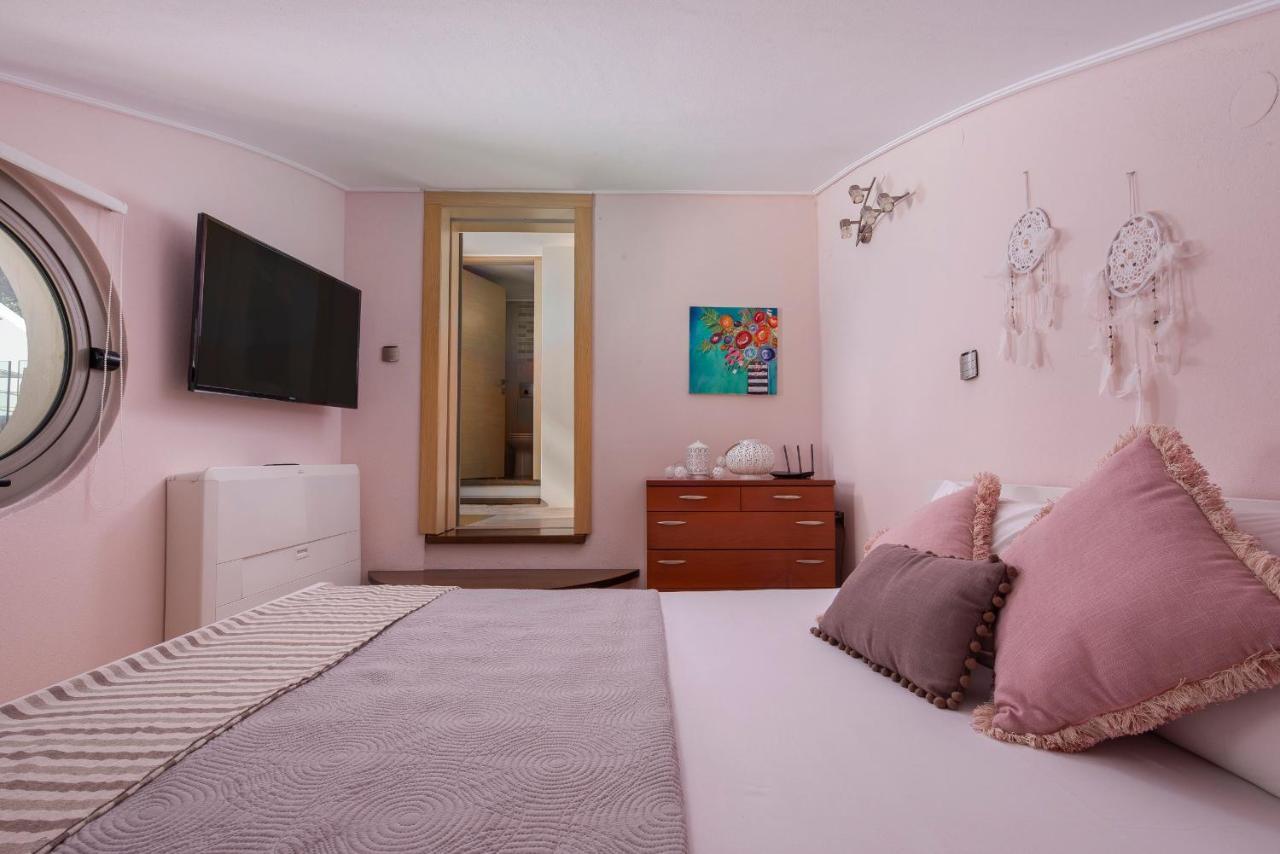 Studio Evian Palaiontsiflikion Exterior foto